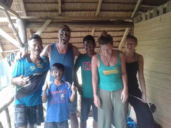 Orangutantreksumatra & Lovely Jungle Lodge Only Book If You Are Treking With Us بوكيت لاوانج المظهر الخارجي الصورة